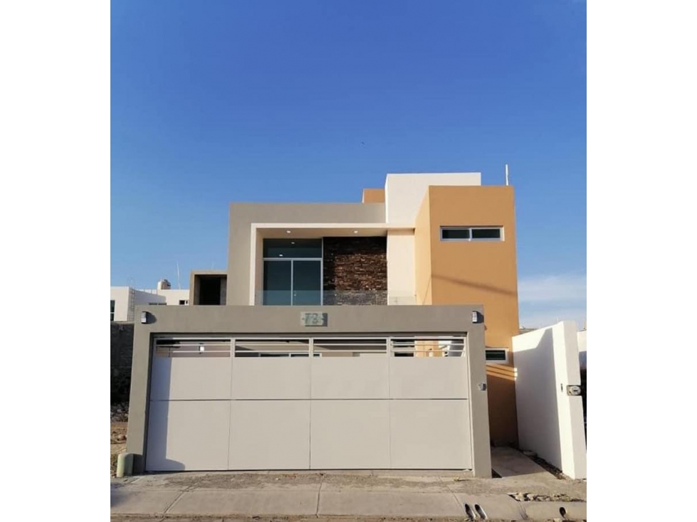 AMPLIA Y LINDA CASA NUEVA EN EXCLUSIVO FRACC. VILLA DE ALVAREZ COLIMA - 2