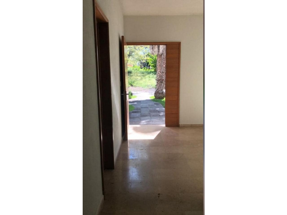 CASA EN VENTA EN COTO RESIDENCIAL LAS PAROTAS VILLA DE ALVAREZ COLIMA - 2
