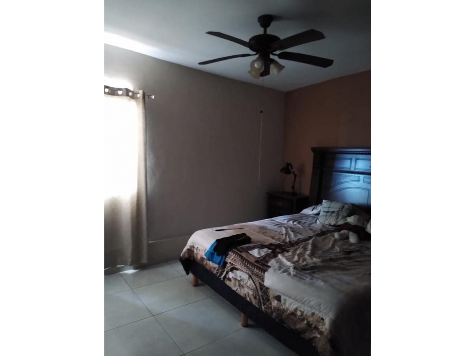 HERMOSA CASA EN ESQUINA EN FRACC. RINCONADA DEL PEREYRA COLIMA — foto 4
