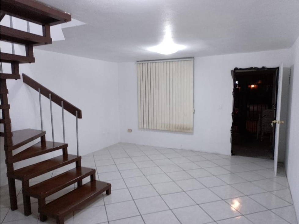 CASA EN VENTA EN SAN BERNARDINO FRACC. COLINAS DE CALIFORNIA — foto 2