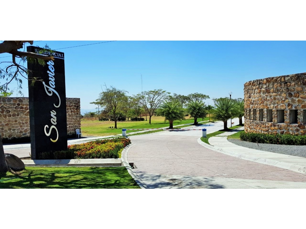TERRENO # 12 EN VENTA EN FRACC. SAN JAVIER CUAUHTEMOC COLIMA - 2