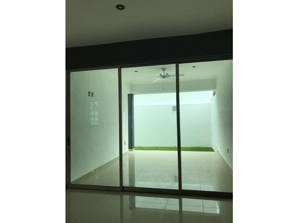 SE VENDE CASA RINCON DEL COLIBRI COLIMA DE DOS PLANTAS Y 4 RECAMARAS - 2