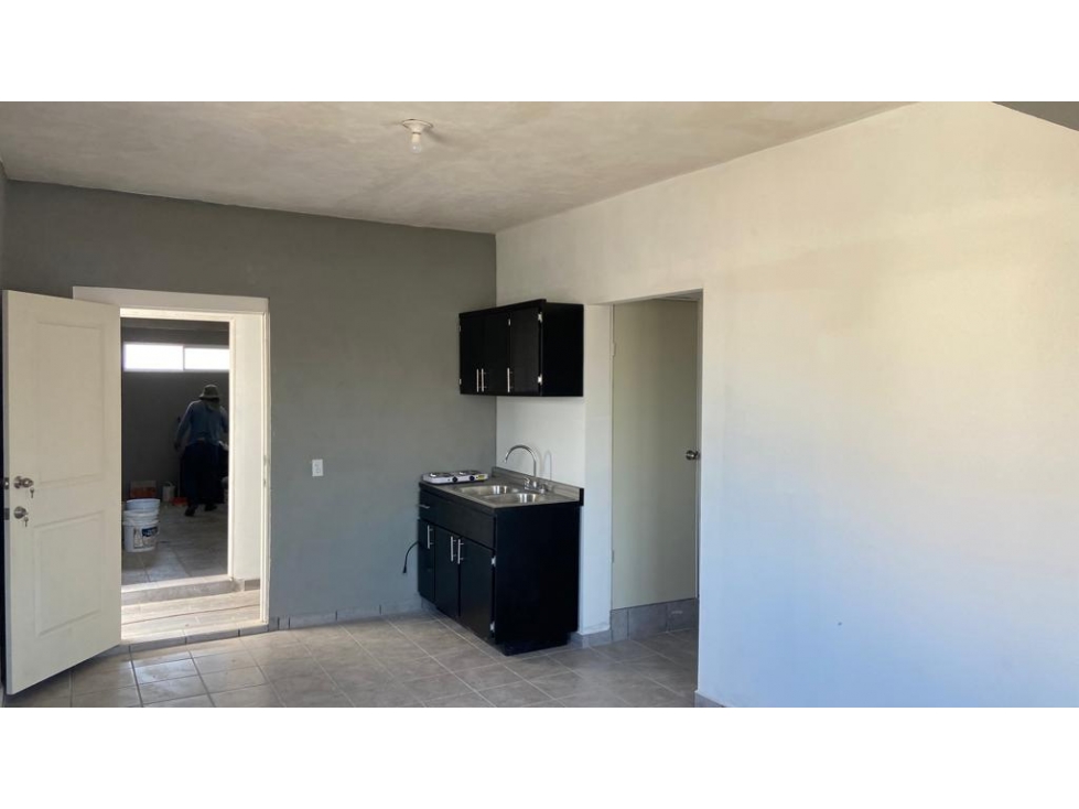 SE VENDE NEGOCIO EN ESQUINA A UNA CUADRA DEL BOULEVARD 2000 TIJUANA - 2