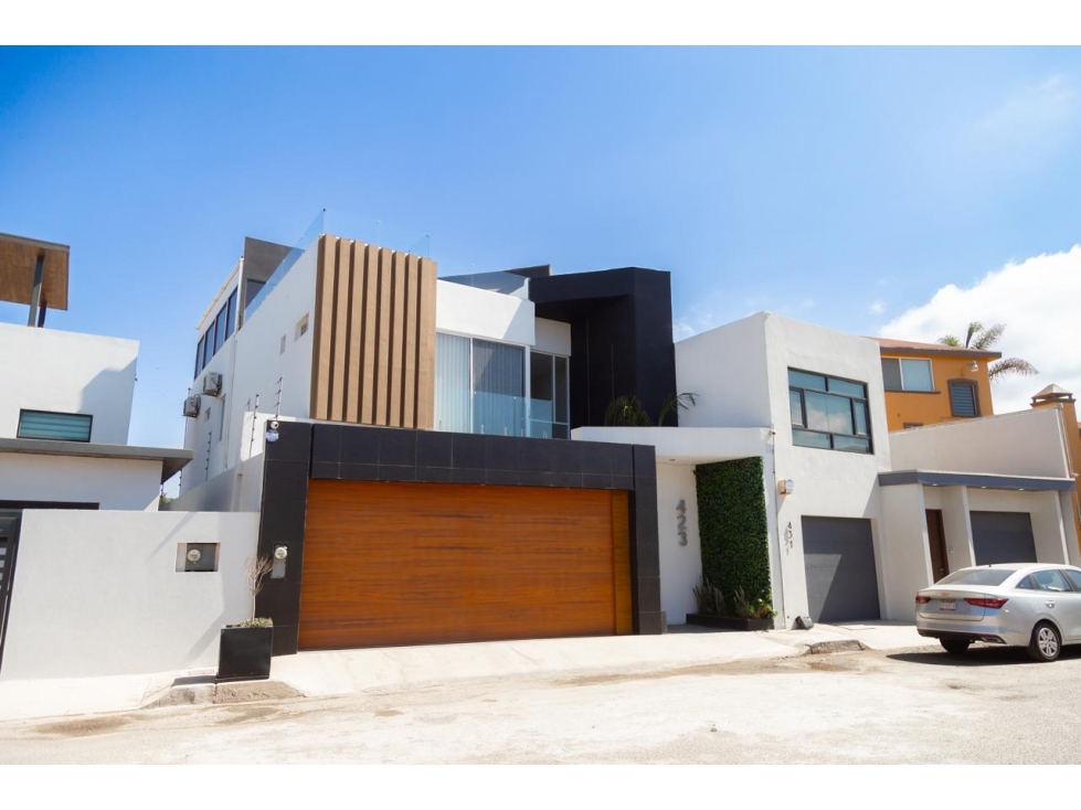 VENTA DE CASA EN LOMA DORADA ENSENADA CON WALKIN CLOSET - 2