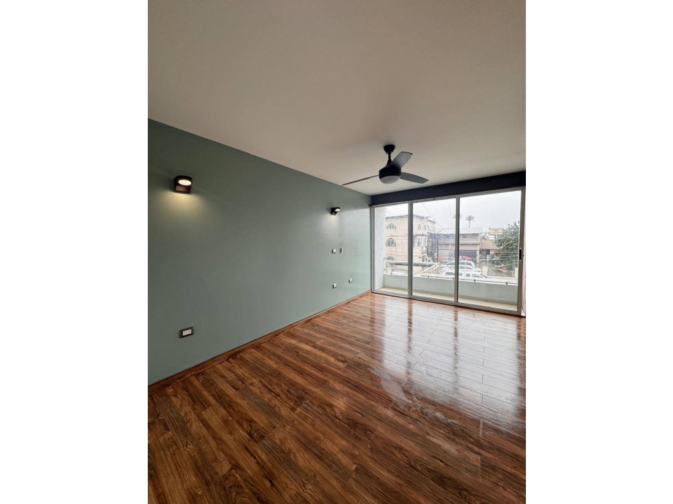 SE VENDE CASA TRES NIVELES VISTA PÀNORAMICA AL MAR PLAYAS ROSARITO - 2