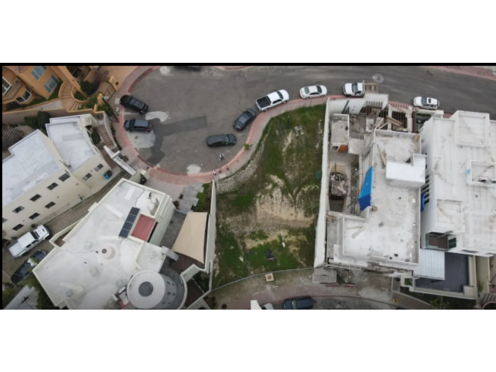 TERRENO VENTA CUMBRES DE JUÁREZ CERCA CENTRO, GARITA DE SAN YSIDRO - 2