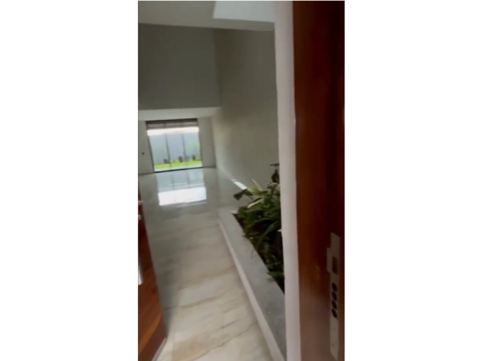CASA DE 4 RECAMARAS EN VENTA EN PASEO DE LA HACIENDA COLIMA - 2