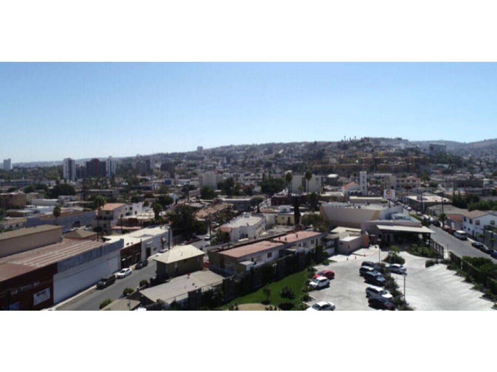 DEPTO AMUEBLADO EN TORRE ADAMANT GRAND PISO 22 ENTREGA INMEDIATA — foto 2