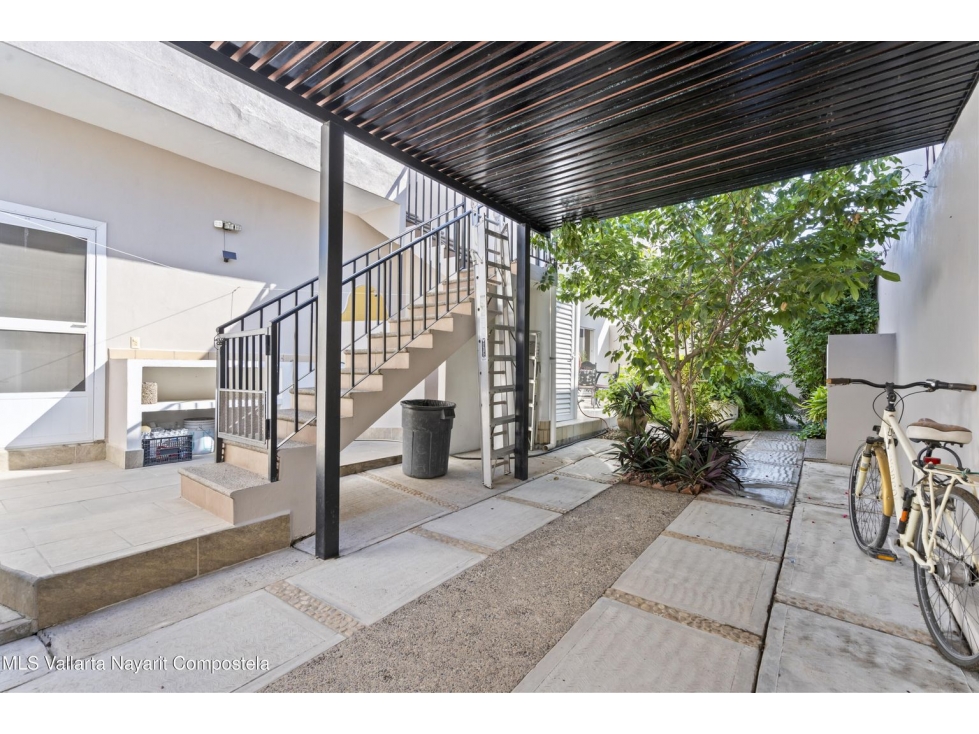 CASA EN VENTA EN COMUNIDAD CERRADA LOS ARBOLES BUCERIAS NAYARIT - 2