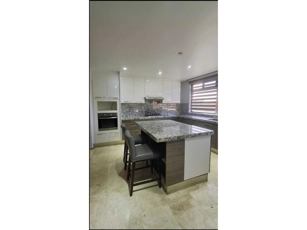 VENTA MODERNO DEPTO TOTALMENTE AMUEBLADO EN NEW CITY TORRE ZAFIRO — foto 2