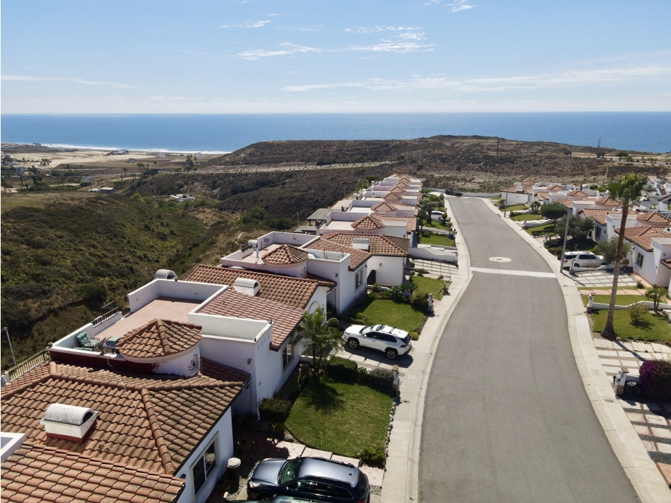 Casa en Venta El Descanso Rosarito. Vistas al Mar Privado Amenidades - 2