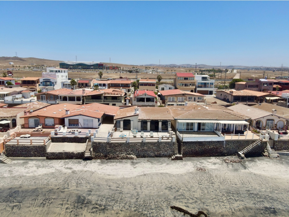 Casa Oceanfront en Venta Baja del Mar Rosarito. Acceso a Playa - 2