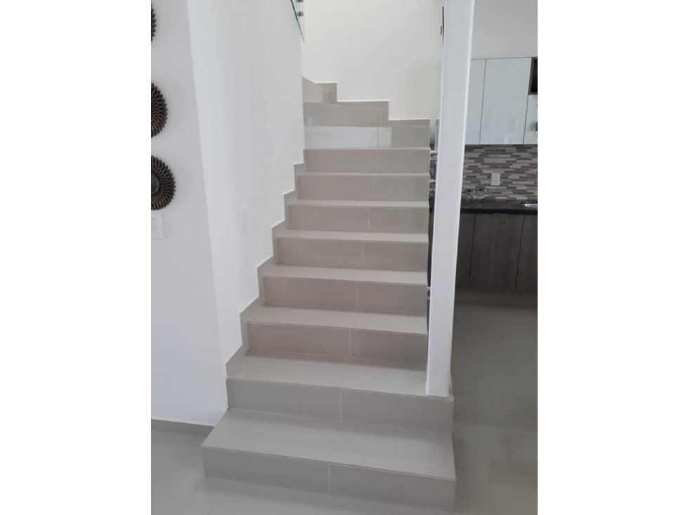 HERMOSA CASA EN VENTA EN EL ALCÁZAR (CASA FUERTE) — foto 4