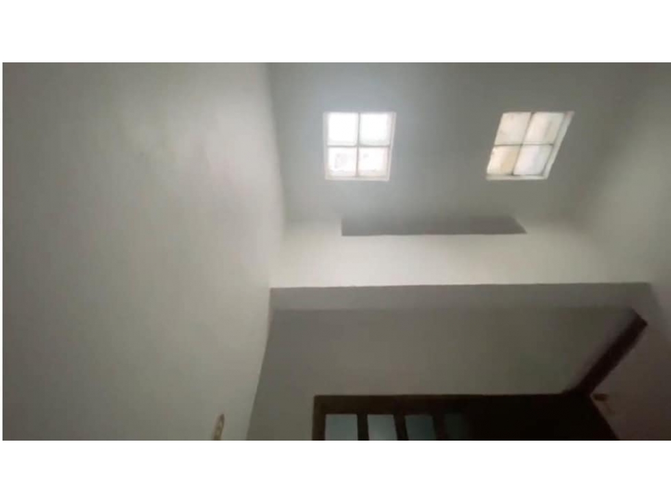 BONITA CASA EN VENTA EN FRACC. LOS ALMENDROS, VILLA DE ALVAREZ COLIMA - 3