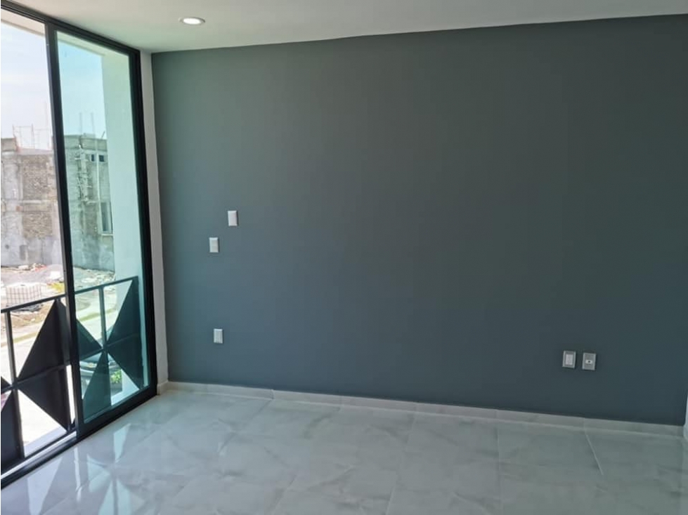 HERMOSA CASA EN VENTA EN FRACC. COLINAS DEL REAL VILLA DE ALVAREZ - 4