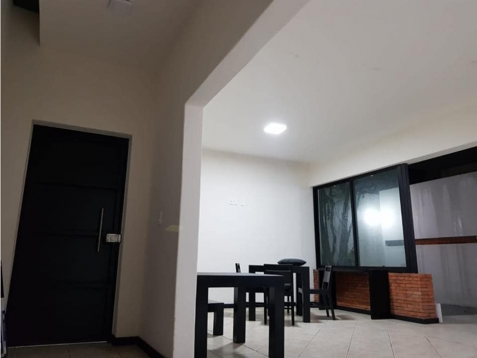 CASA EN VENTA EN COTO PRIVADO AL LADO DEL COLEGIO CAMPO VERDE — foto 4