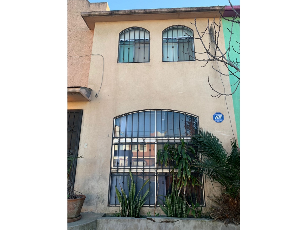 CASA EN VENTA. ( 2 CASAS EN 1 ) EN LOMAS VIRREYES TIJUANA - 3