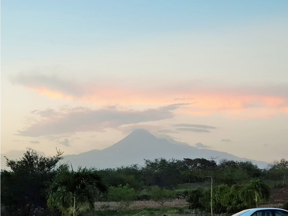 TERRENO # 12 EN VENTA EN FRACC. SAN JAVIER CUAUHTEMOC COLIMA - 3