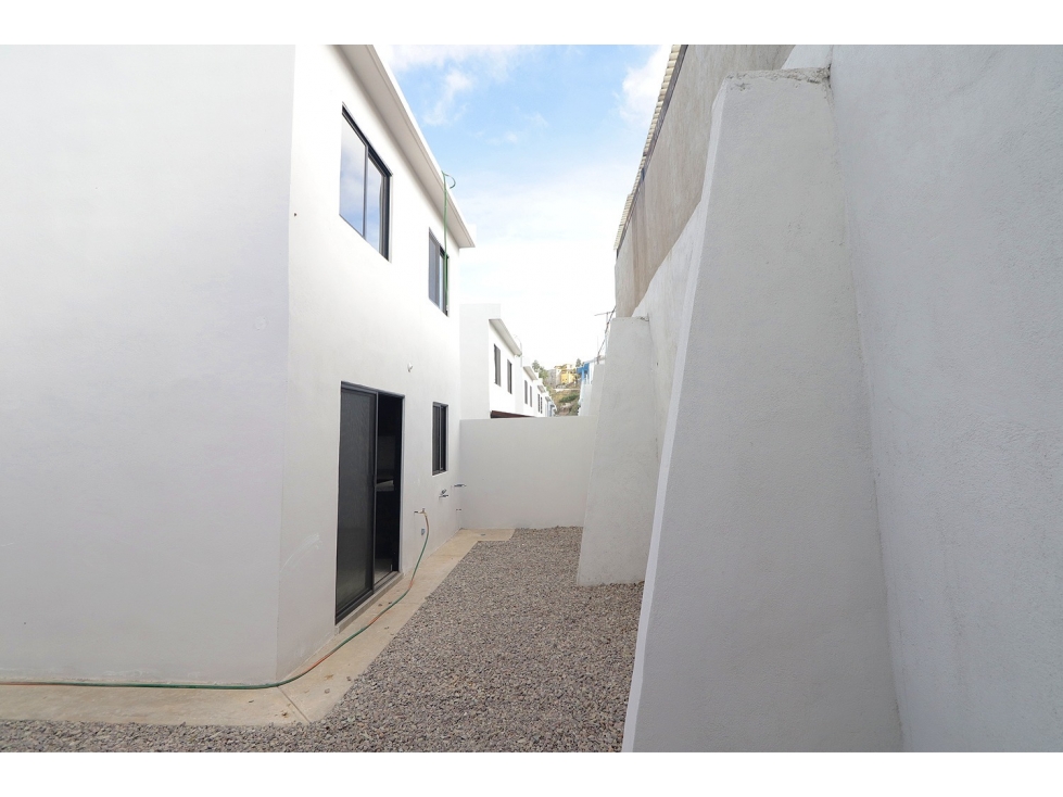 SE VENDEN CASAS NUEVAS CON PATIO PRIVADA SAN MARCOS LA GLORIA TIJUANA — foto 3
