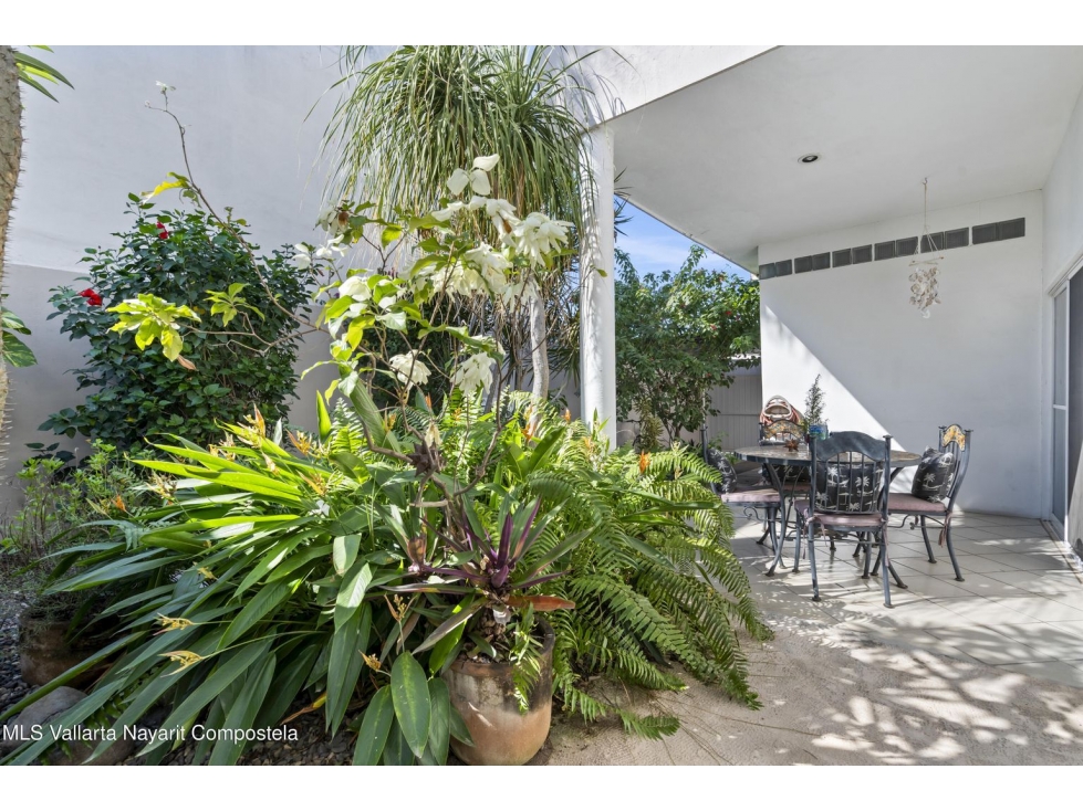 CASA EN VENTA EN COMUNIDAD CERRADA LOS ARBOLES BUCERIAS NAYARIT - 3
