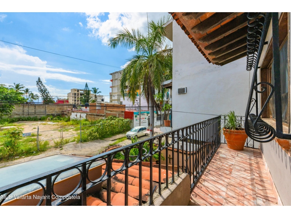 CASA IGUANA EN VENTA EN EL CORAZON DE LA ZONA DORADA BUCERIAS - 3