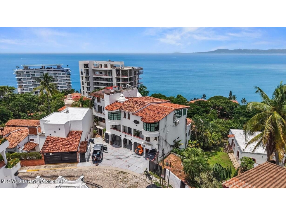 CASA EN VENTA "CASA MARAVILLA" EN CONCHAS CHINAS EN PUERTO VALLARTA - 3