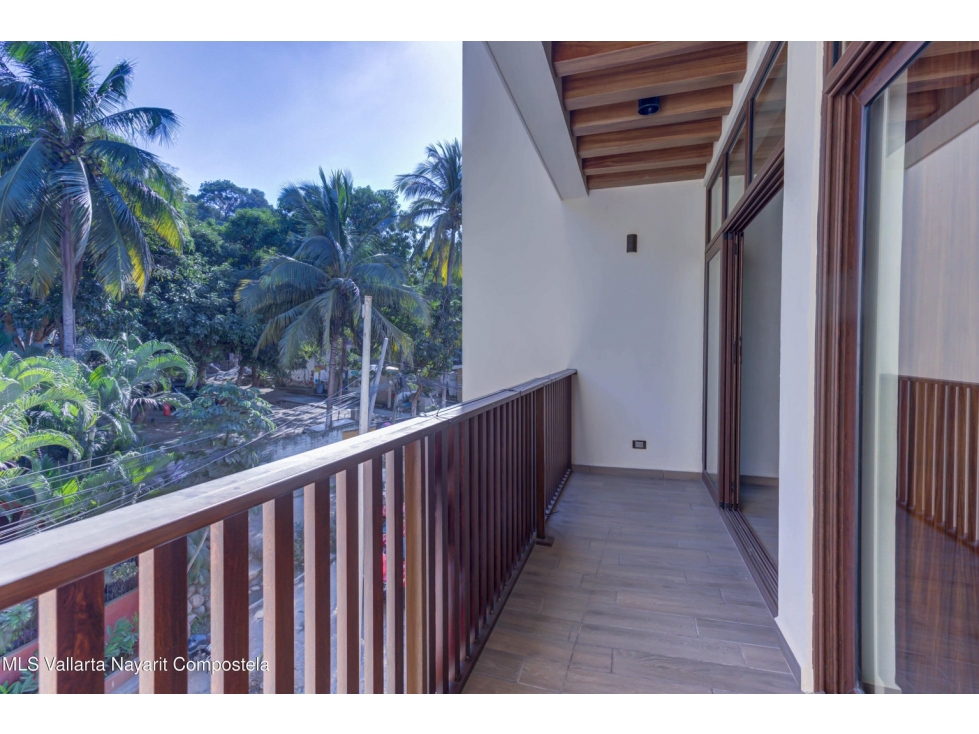CONDOMINIO EN VENTA EN EL CENTRO DE SAYULITA DE 2 RECAMARAS - 3