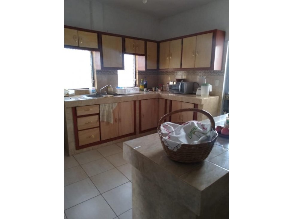 BELLISIMA CASA EN EL CHIVATO COLIMA, CERCA DE LA CARRETERA — foto 5