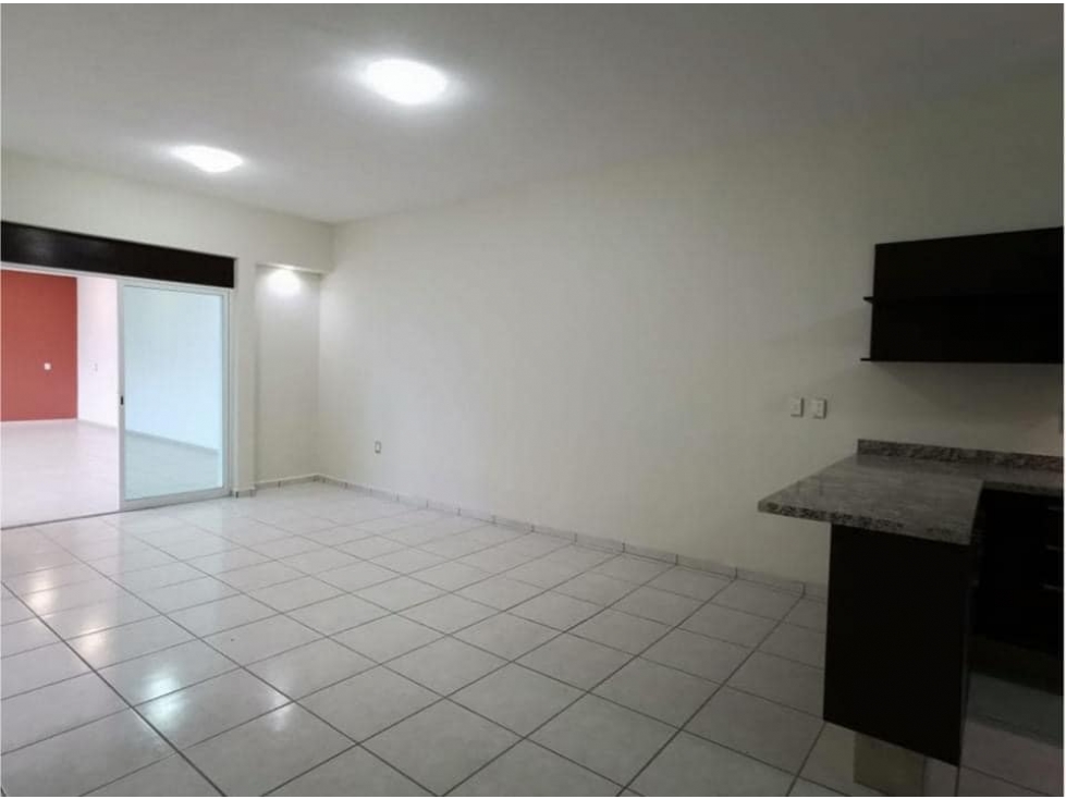 HERMOSA CASA EN VENTA EN RESIDENCIAL ESMERALDA NORTE — foto 4