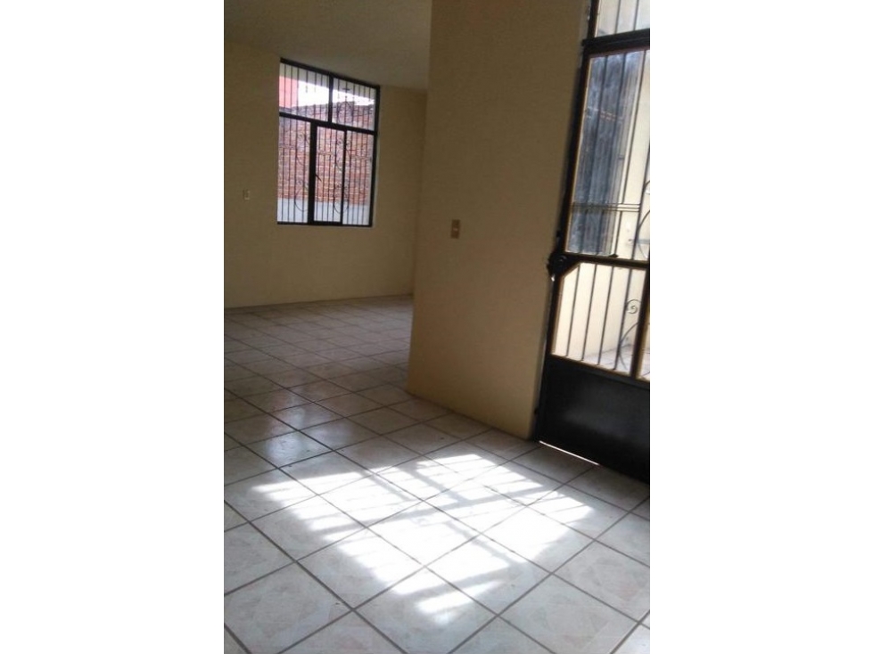 PROMOCION DECEMBRINA EDIFICIO 7 LOCALES Y CASA HABITACION URIANGATO - 5