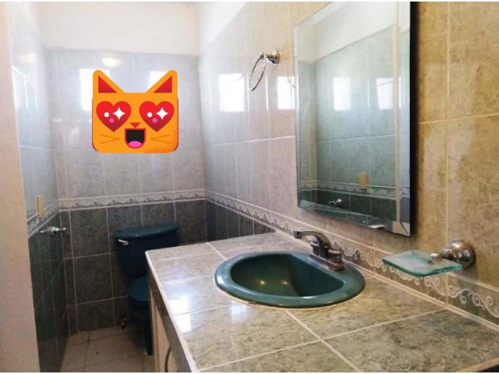 EN VENTA HERMOSA CASA EN COLONIA ESMERALDA SUR COLIMA — foto 4