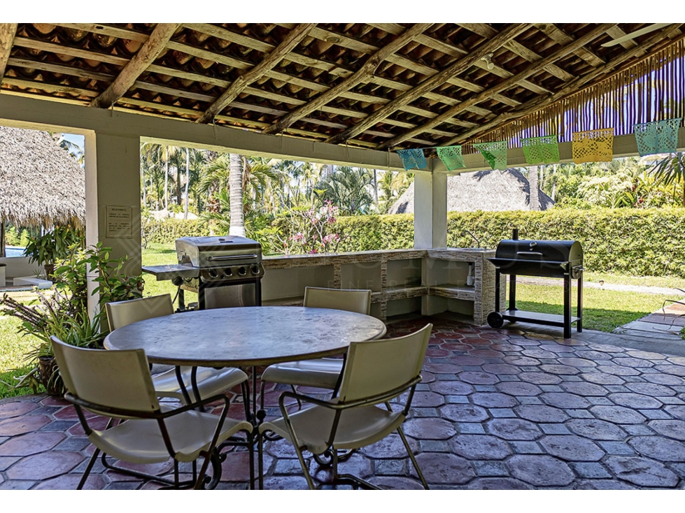 EN VENTA CONDOMINIO DE 2 RECÁMARAS Y 2 BAÑOS ÁREA DE MARINA VALLARTA - 4
