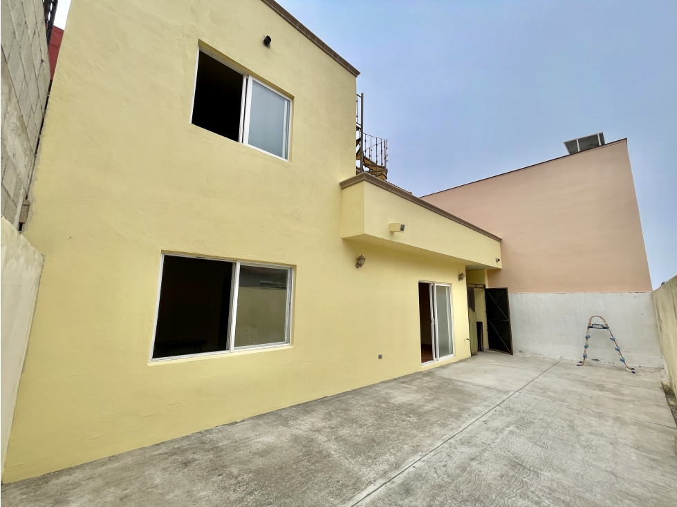 VENTA DE CASA FIXER UPPER EN PUERTA DEL MAR, ROSARITO — foto 4