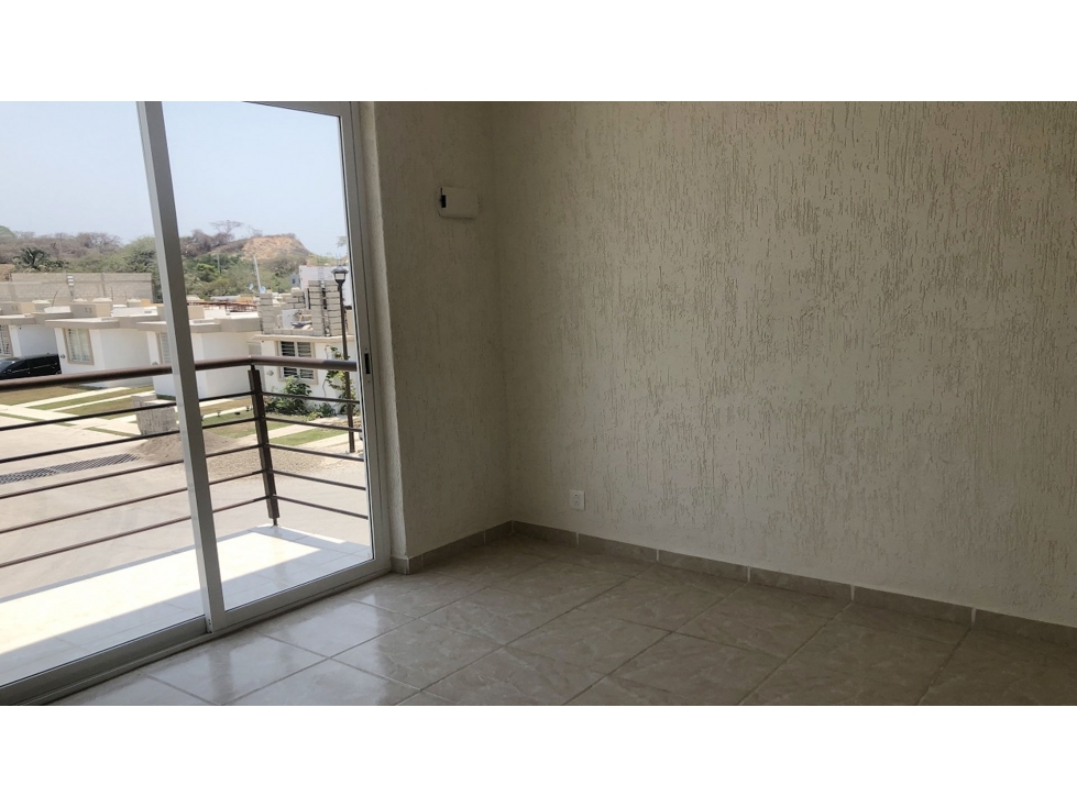 CASA EN VENTA MODELO PAROTA FRACC. LA CALMA EN IXTAPA PUERTO VALLARTA - 4