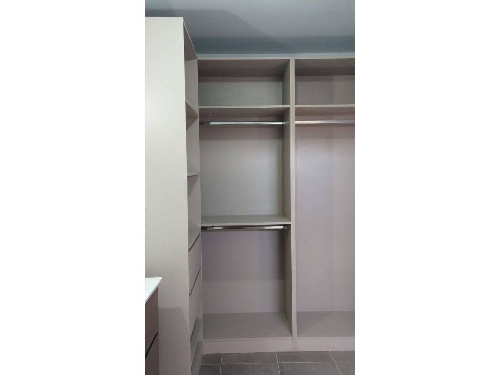 SE VENDE PEN HOUSE ZONA DORADA, CONECTA CON JARDINES DE AGUA CALIENTE — foto 4