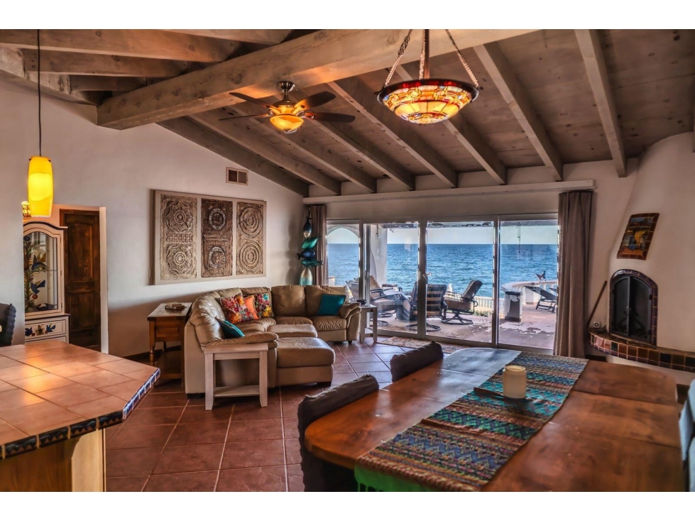 HERMOSA CASA EN VENTA FRENTE A LA PLAYA EN ROCKY POINT PUERTO PEÑASCO - 4