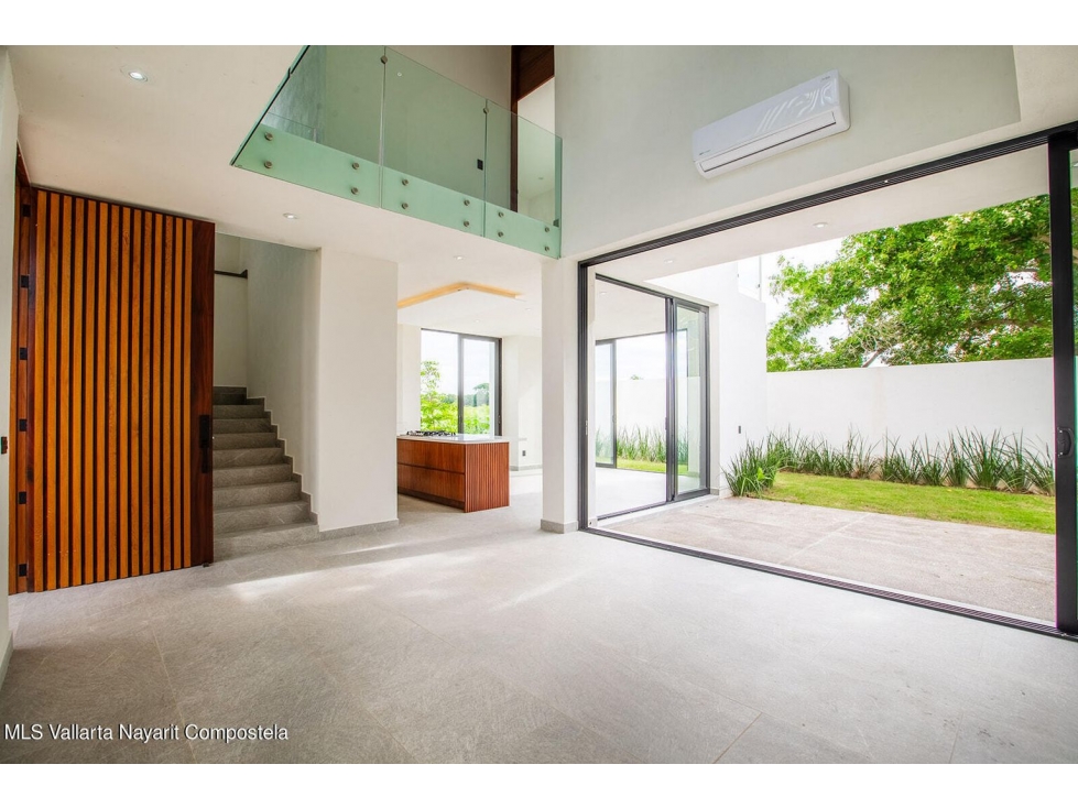 VENTA VILLA MANGO ARQUITECTURA CONTEMPORÁNEA DE 2 PLANTAS EN BUCERIAS — foto 4