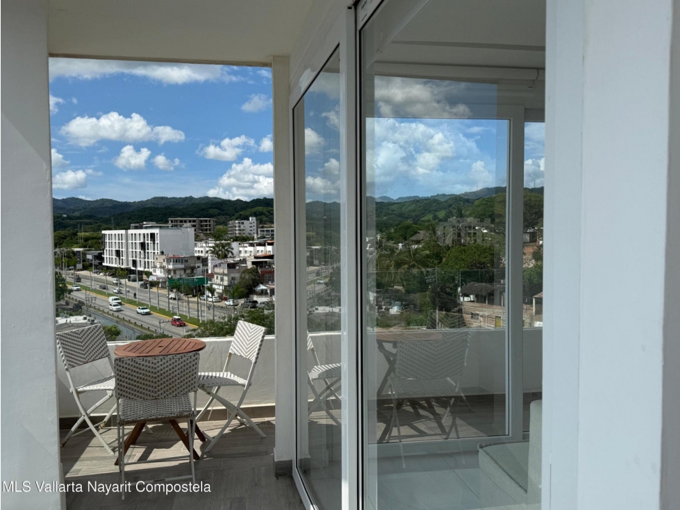 VENTA HERMOSO DEPARTAMENTO COMPLETAMENTE AMUEBLADO BUCERIAS NAY - 4