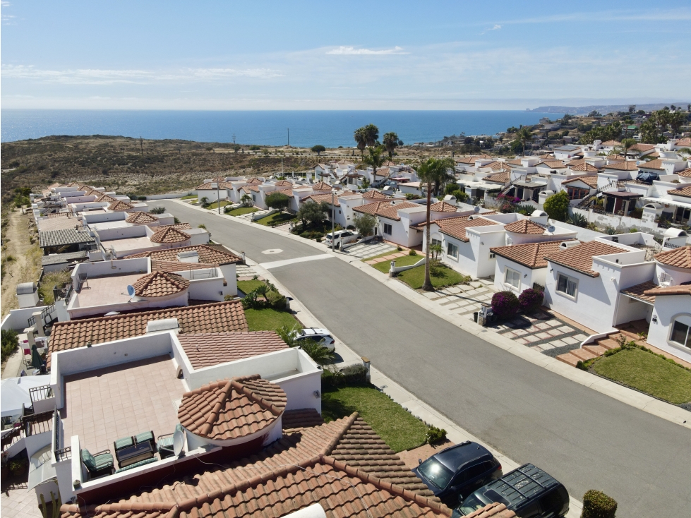 Casa en Venta El Descanso Rosarito. Vistas al Mar Privado Amenidades - 4