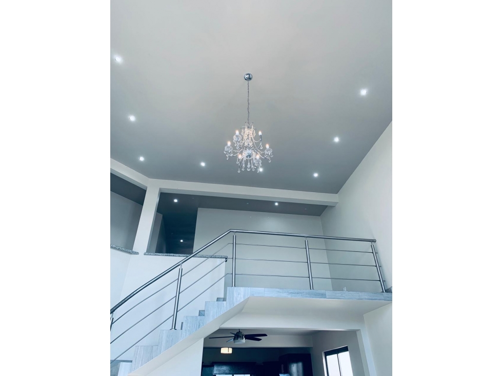 EN VENTA CASA EN VALLE DORADO ATRÁS DEL BOULEVARD ZERTUCHE ENSENADA - 5