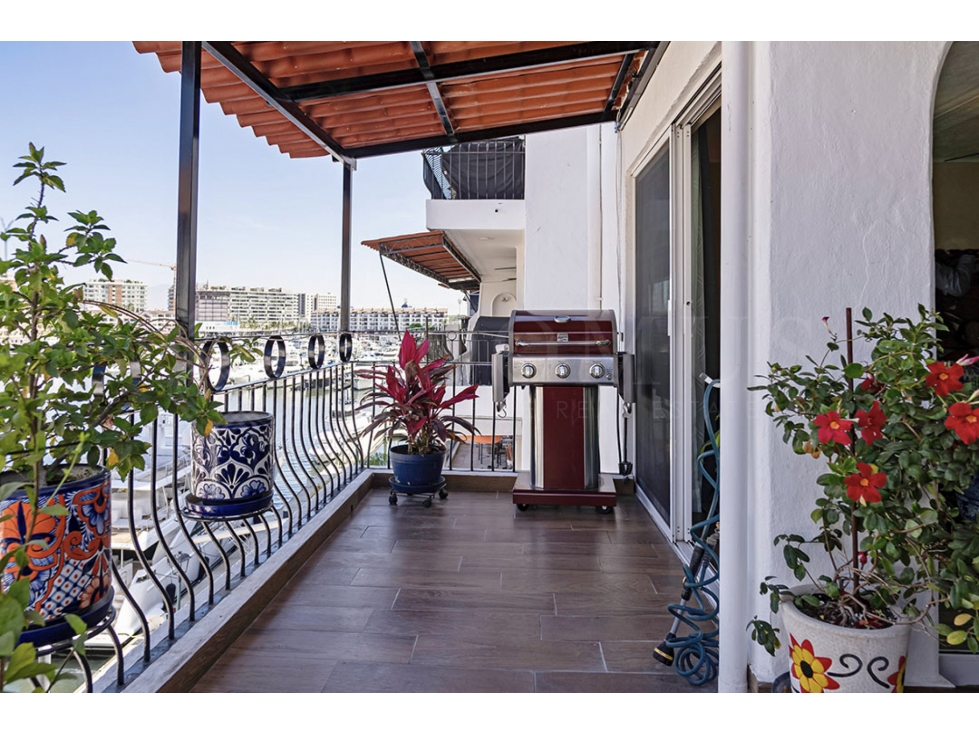 EN VENTA CONDOMINIO DE 2 RECÁMARAS Y 2 BAÑOS ÁREA DE MARINA VALLARTA - 5