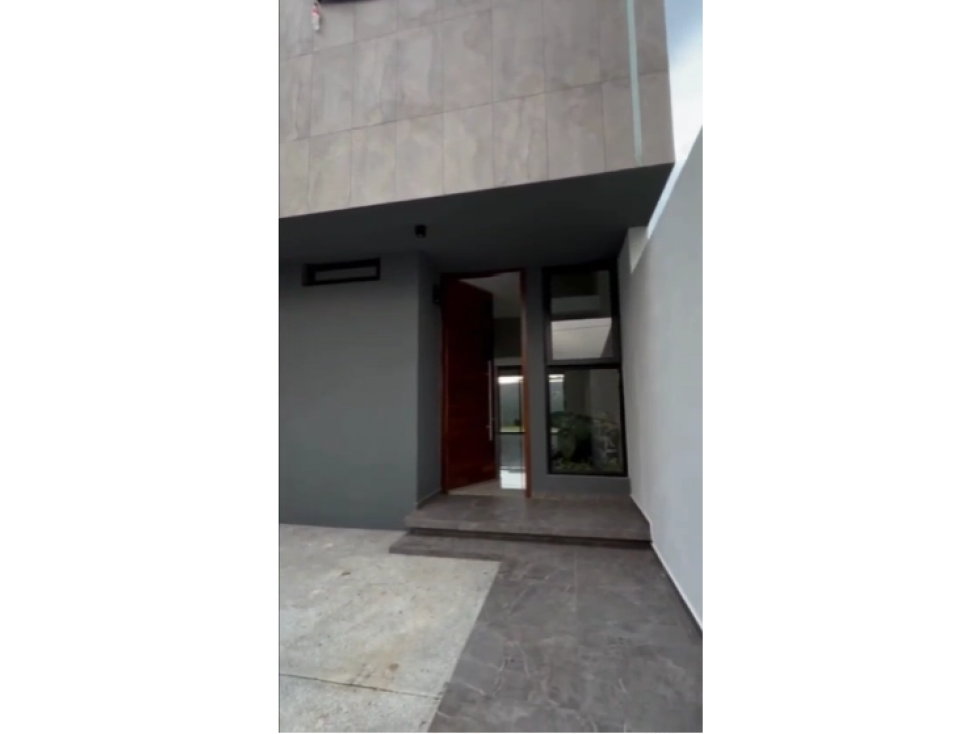 CASA DE 4 RECAMARAS EN VENTA EN PASEO DE LA HACIENDA COLIMA - 5