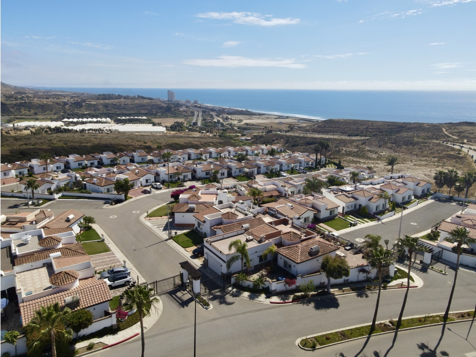 Casa en Venta El Descanso Rosarito. Vistas al Mar Privado Amenidades - 5