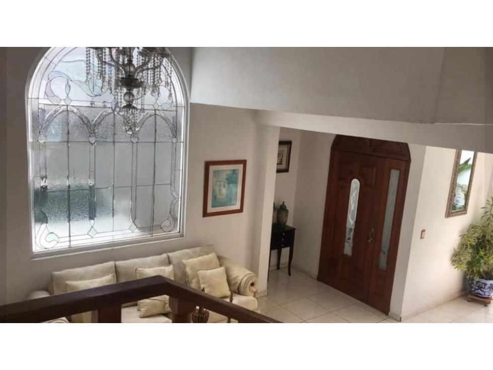 SE VENDE CASA CON ALBERCA EN VILLA DE ALVAREZ NORTE CERCA QR - 6
