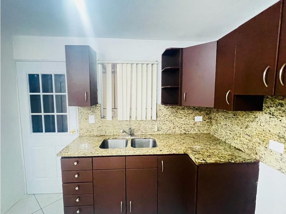 CASA EN VENTA EN SAN BERNARDINO FRACC. COLINAS DE CALIFORNIA — foto 6