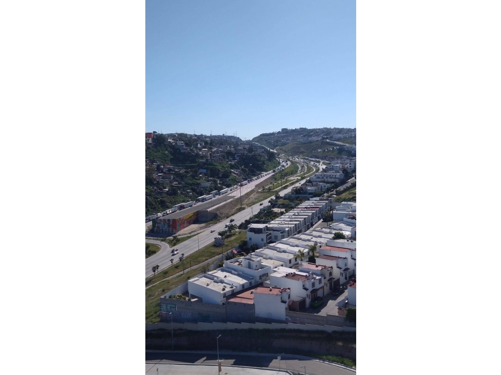 SE VENDE PEN HOUSE ZONA DORADA, CONECTA CON JARDINES DE AGUA CALIENTE — foto 6