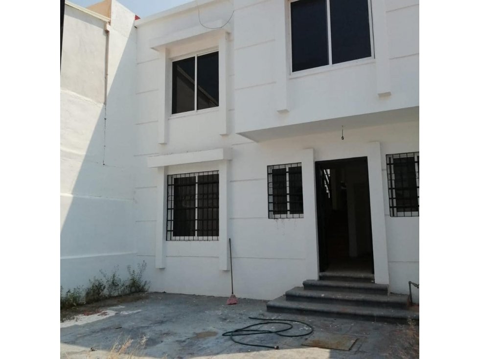 CASA EN VENTA FRACC. CARLOS DE LA MADRID VILLA DE ALVAREZ COLIMA - 2