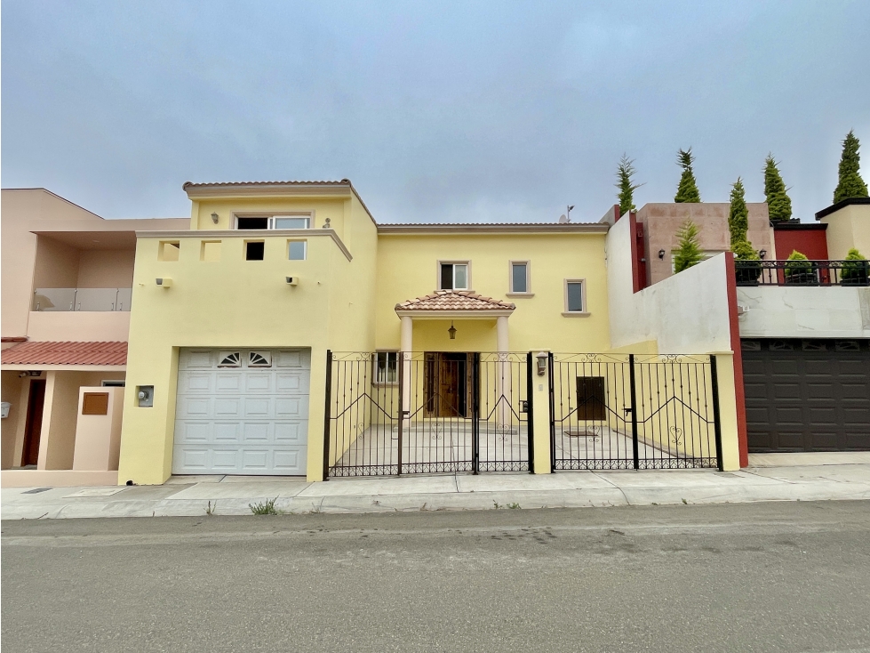 FIXER UPPER HOUSE FOR SALE IN PUERTA DEL MAR, ROSARITO