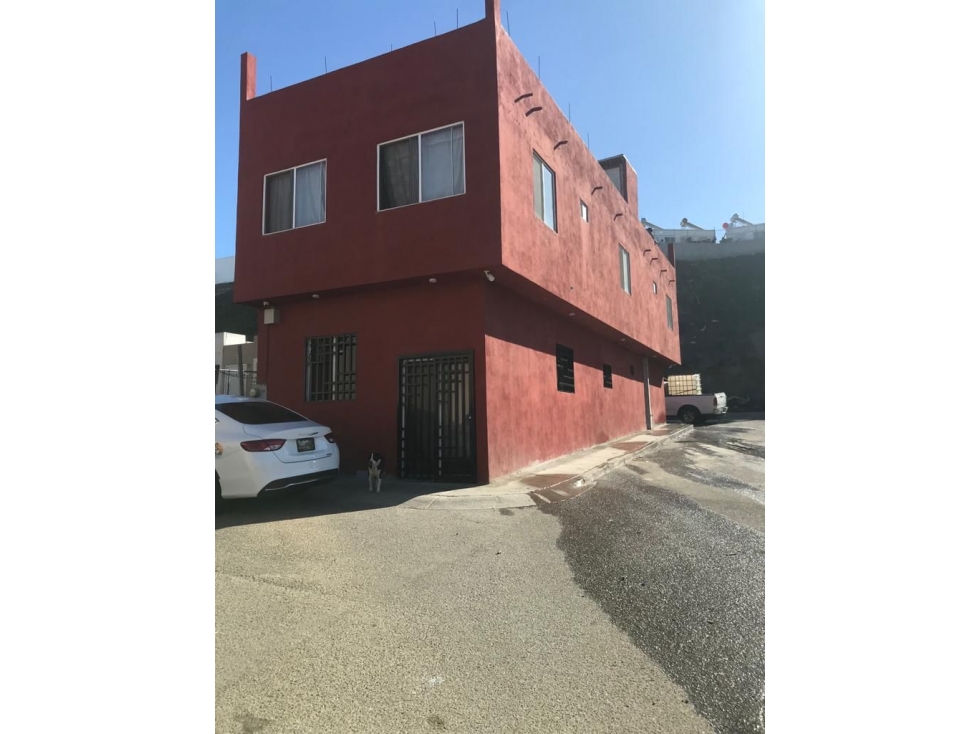AMPLIA CASA EN VENTA NATURA SECCIÓN BOSQUES TIJUANA, B.C. - 3