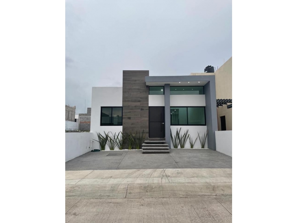 EN VENTA CASA EN RESIDENCIAL PUNTA NORTE COLIMA